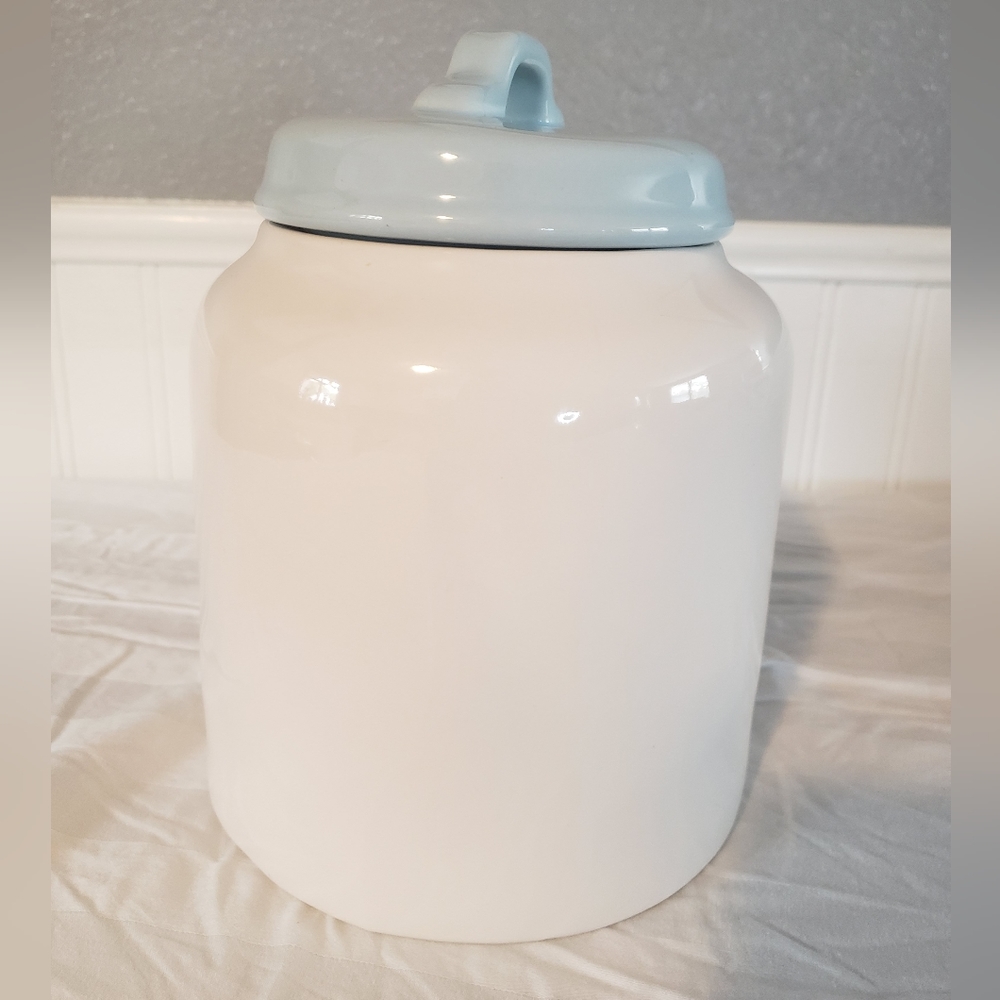 NWOT Rae Dunn Cinderella Large Jar with Lid - Picture 2 of 6